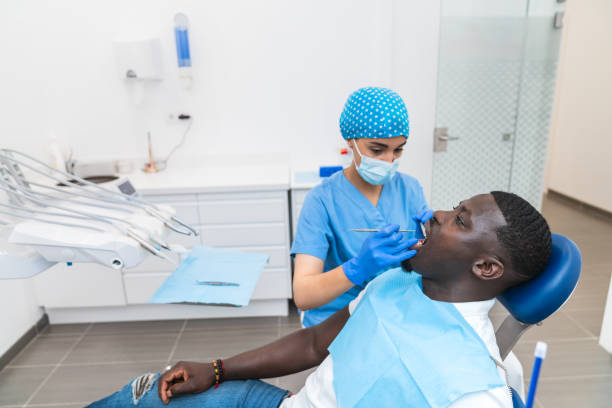 Best Emergency Dentist for Knocked-Out Tooth in Warrington, FL